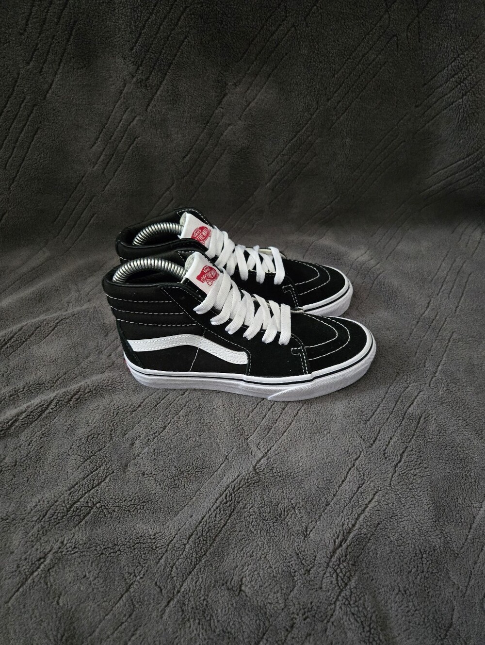 Vans Old Skool Sk8-Hi Shoes Kids Sz 1 Casual Sneakers Black White.